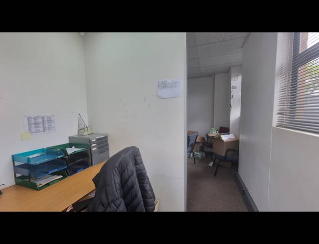 107M² OFFICE FOR SALE IN NELSPRUIT CENTRAL